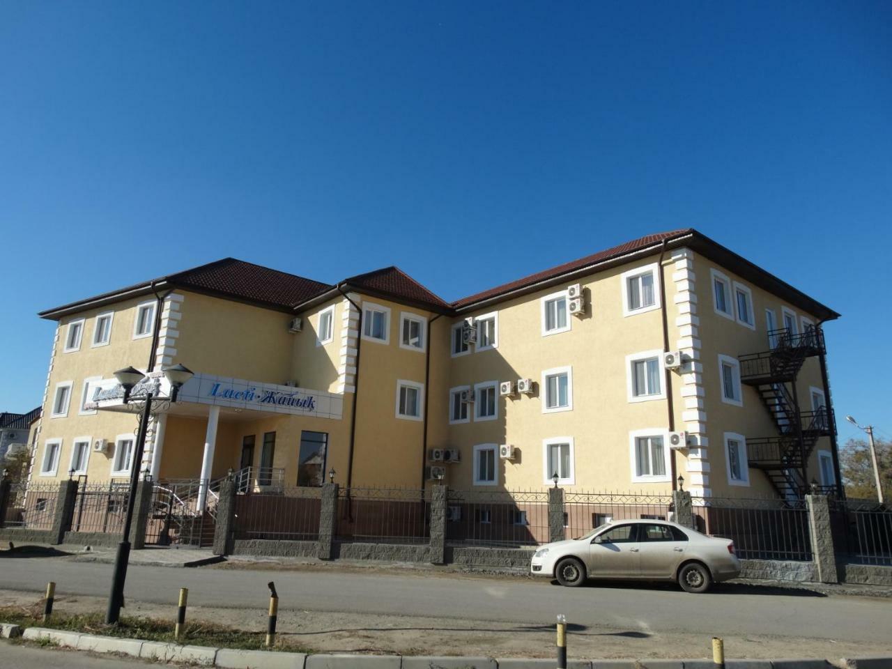 Hotel Laeti-Zhaiyk Atyraū Exterior foto